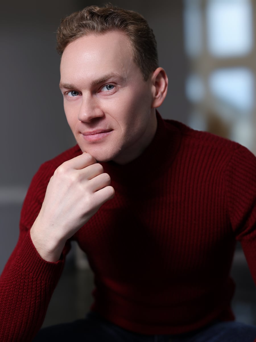 Павел Скороходов, автор книги «Рефералиум»